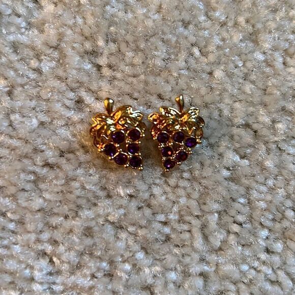 WOMEN’S AVON EARRINGS! - Picture 2 of 5